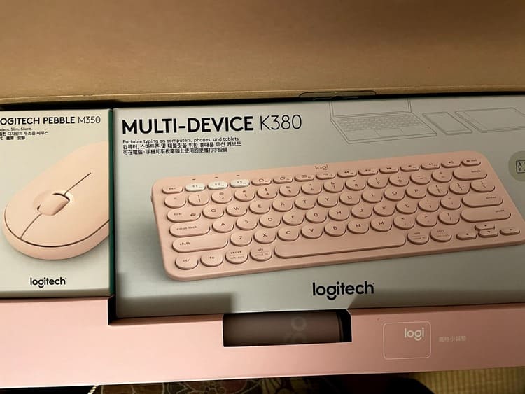 K380+M350藍牙鍵盤滑鼠禮盒的包裝