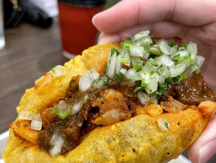 香料豬肉taco