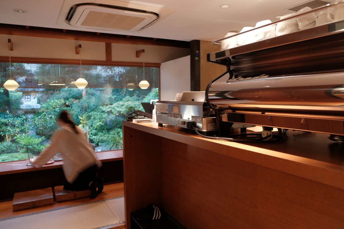 Master-Piece Coffee 京都|咖啡廳裡有景觀庭院!享受綠植的芬芳,來場愜意的下午茶 - 第3張圖