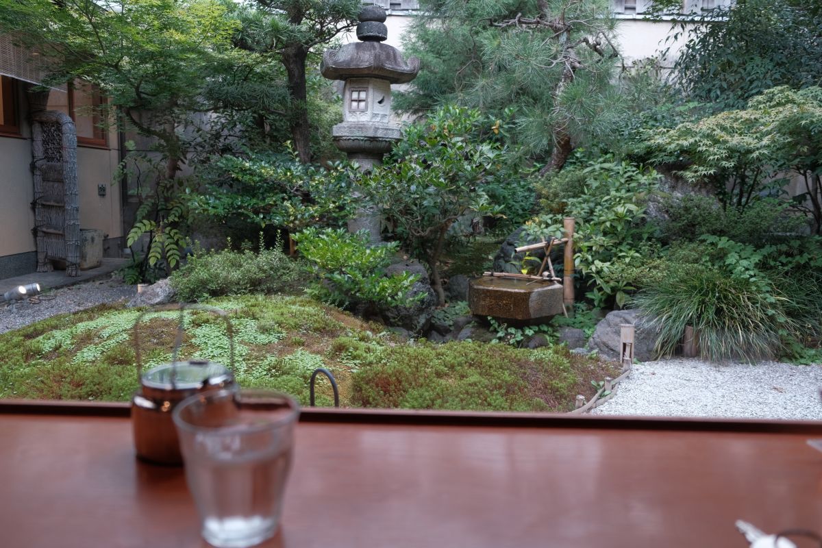 Master-Piece Coffee 京都|咖啡廳裡有景觀庭院!享受綠植的芬芳,來場愜意的下午茶 - 第6張圖