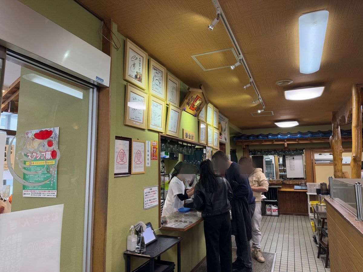若雞時代なると|北海道小樽大份量老店,一人狂嗑半隻雞,推多汁脆皮雞腿 - 第4張圖